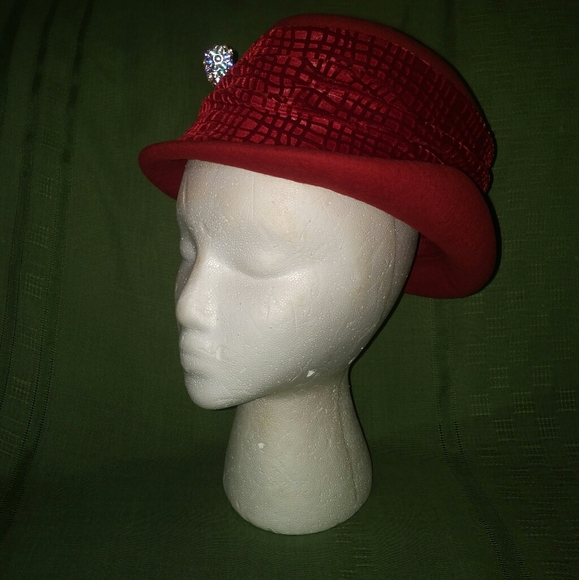 Vintage Boutique Kate Women's Wool Hat, Red - Picture 6 of 8